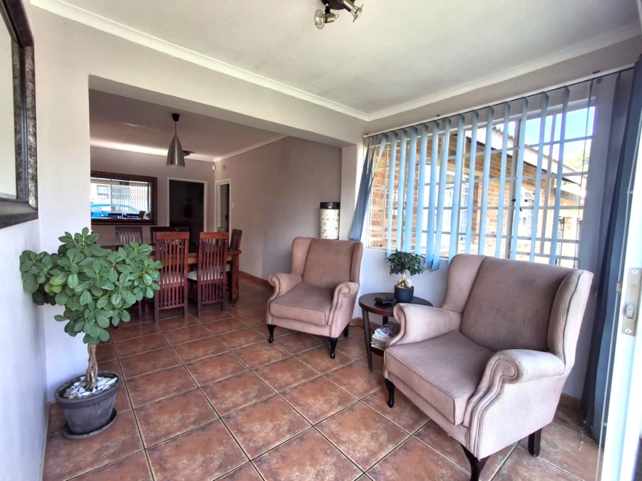 3 Bedroom Property for Sale in Vaalpark Free State